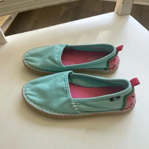 Sperrys Kids Skysail Blue with Watermelons Size 12 - Picture 2 of 8